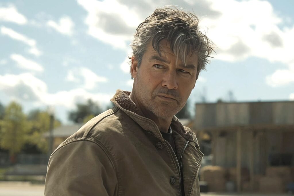 Kyle Chandler as Hal Jordan in Lanterns